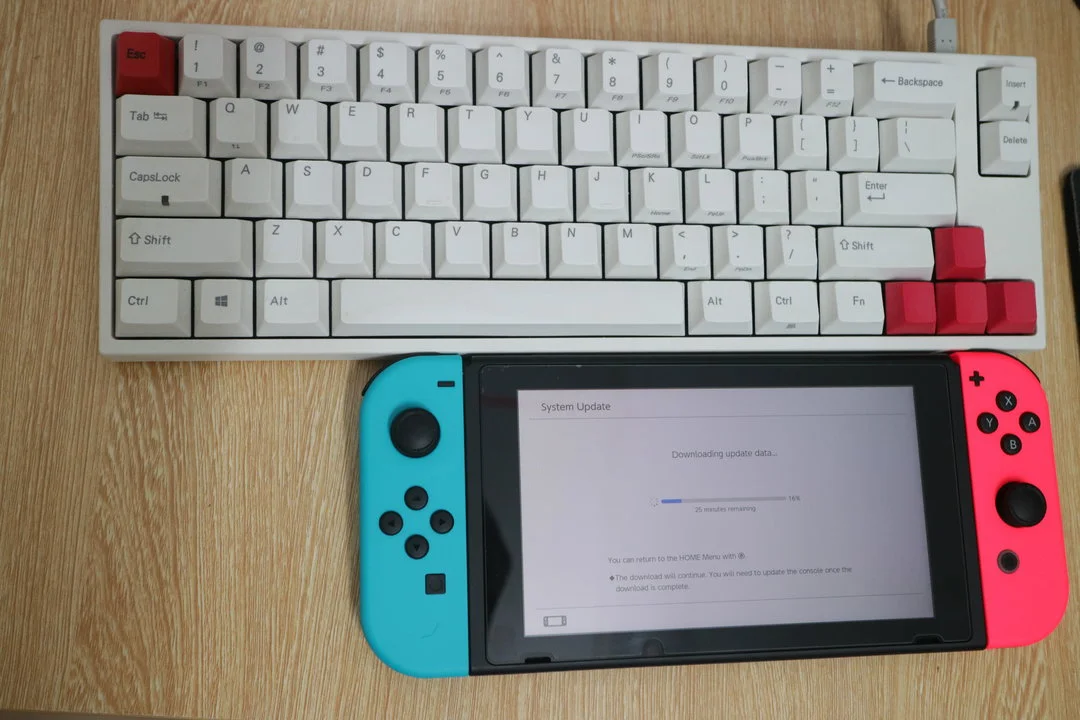 开机联网就要升级系统.. 开机联网就要升级系统..