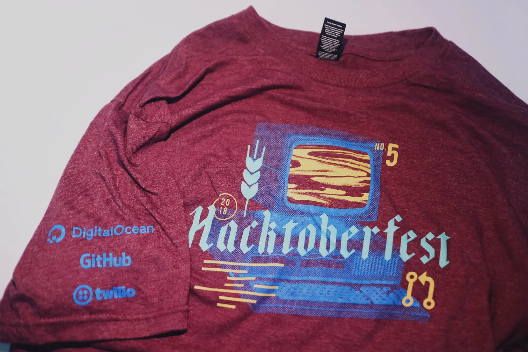 整件衣服所有能找到的图案 整件衣服所有能找到的图案